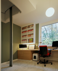 Innenarchitekt und Interior Designer Andreas Ptatscheck, München, bietet in seinem Büro für Innenarchitektur und Interior Design Beratung und Planung für alle Räume, z.B. ein Büro.