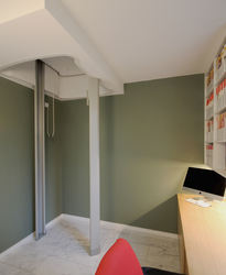 Innenarchitekt und Interior Designer Andreas Ptatscheck, München, bietet in seinem Büro für Innenarchitektur und Interior Design Beratung und Planung für Lifte und Aufzüge.