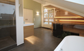 Innenarchitekt Andreas Ptatscheck, München berät Sie zu allen Themen der Innenarchitektur und des Interior Design, z.B. zum Badezimmer. Das Beispiel zeigt eine Sauna, eine Badewanne, eine Dusche.