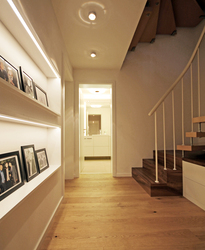 Das Büro für Innenarchitektur und Interior Design eswerderaum von Andreas Ptatscheck, Innenarchitekt in München, plant hochwertige Treppenräume.