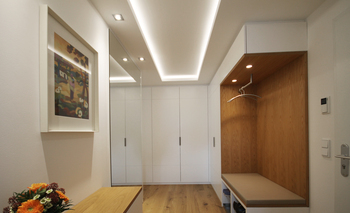 Das Planungsbüro von Innenarchitekt Andreas Ptatscheck, München, entwickelt exklusive Innenarchitektur und Interior Design für Diele, Wohnungseingang, Foyer und Entrée.