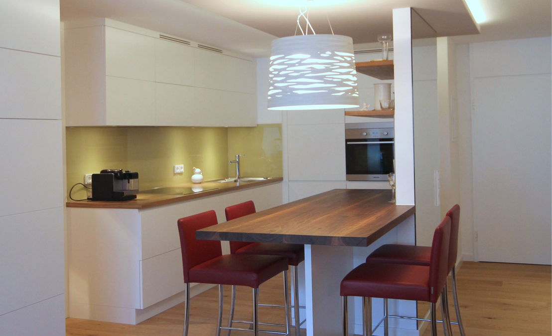 Offene Küche mit Essplatz | Innenarchitekt in München - Andreas Ptatscheck