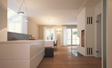 Innenarchitekt Andreas Ptatscheck, München entwickelt komfortable Raumlösungen für alle Bereiche der Innenarchitektur und des Interior Design, z.B. eine Küche in einem Wohnraum.