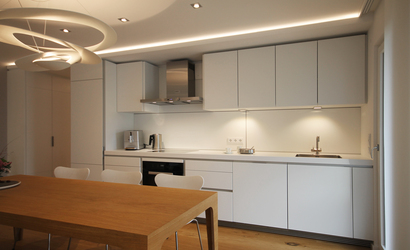 Interior Designer und Innenarchitekt Andreas Ptatscheck, München entwickelt Raumkonzepte für alle Bereiche der Innenarchitektur und entwirft exklusive Küchen mit optimaler Beleuchtung.