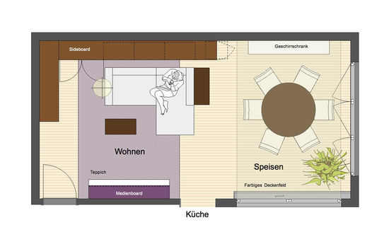 Der Grundriss des kombinierten Wohn- und Speisezimmers zeigt die Gliederung des Raumes durch den Teppich im Wohnbereich und das farbige Deckenfeld über dem Speiseplatz.