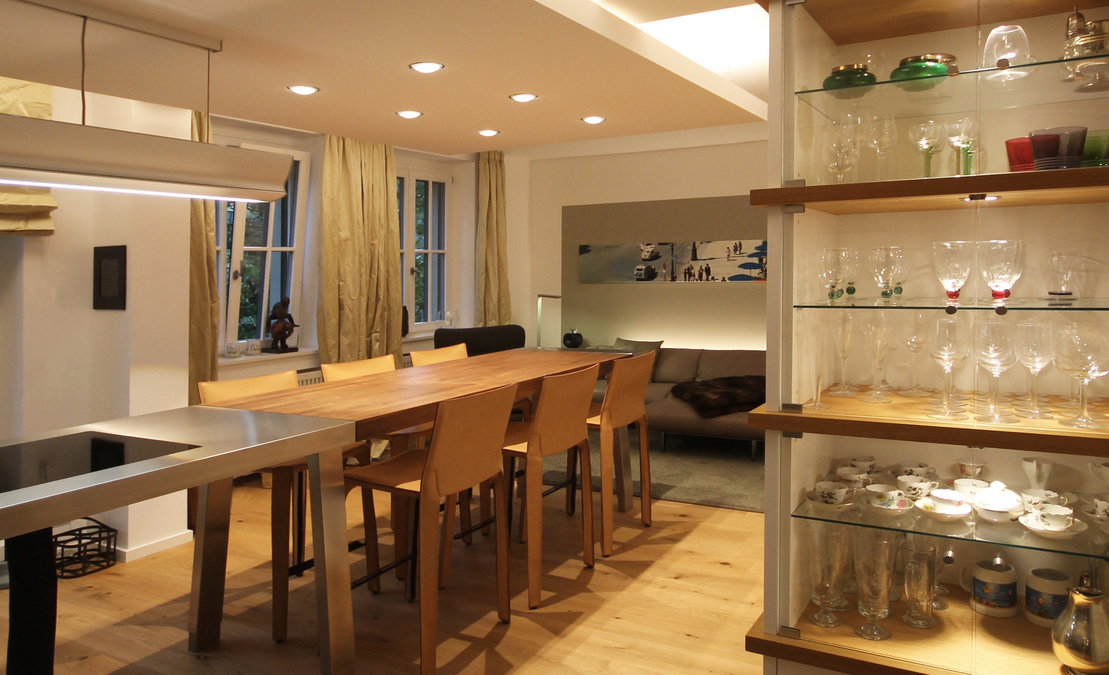 Speisezimmer unter einem Deckensegel | Innenarchitekt in München