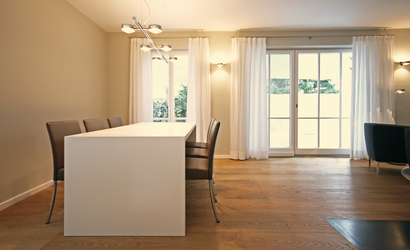 Andreas Ptatscheck, München erstellt als Interior Designer und Innenarchitekt kreative Entwürfe für alle Aufgaben der Innenarchitektur und des Interior Design, z.B. Esstisch und Esszimmerstühle.