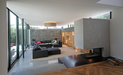 Innenarchitekt Andreas Ptatscheck, München entwickelt als Interior Designer kreative Raumideen für alle Aufgaben der Innenarchitektur und des Interior Design, hier für einen Wohnraum mit Splitlevel und offenem Kamin.