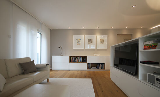 Innenarchitekt Andreas Ptatscheck, München entwirft Wohnräume und Wohnzimmer, schafft ausdrucksstarke Innenarchitektur und hochwertiges Interior Design.