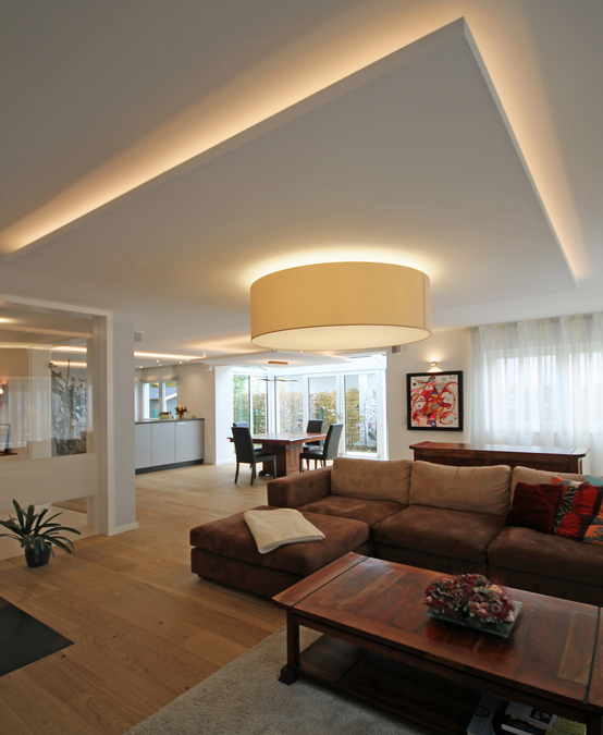 Interior Designer Andreas Ptatscheck, München liefert als Innenarchitekt kreative Raumlösungen für alle Aufgabenstellungen der Innenarchitektur und des Interior Design, hier für ein Wohnzimmer eines Einfamilienhauses.