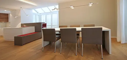 Die Innenarchitektinnen und Innenarchitekten von eswerderaum in München entwickeln Raumkonzepte auf höchstem Niveau für alle Bereiche der Innenarchitektur und des Interior Design, Innenarchitekt.